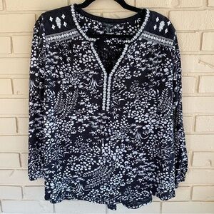 Lucky Brand Womens 1X Black Floral Embroidered V Neck 3/4 Sleeve Blouse Shirt